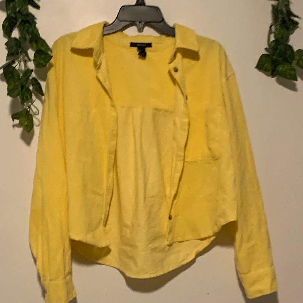 Yellow long sleeve button up (jacket)🌱✨